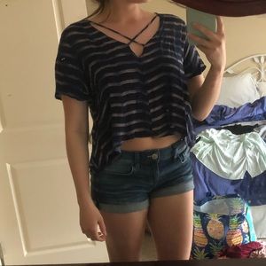 🌟Criss Cross Hi-Low Tee